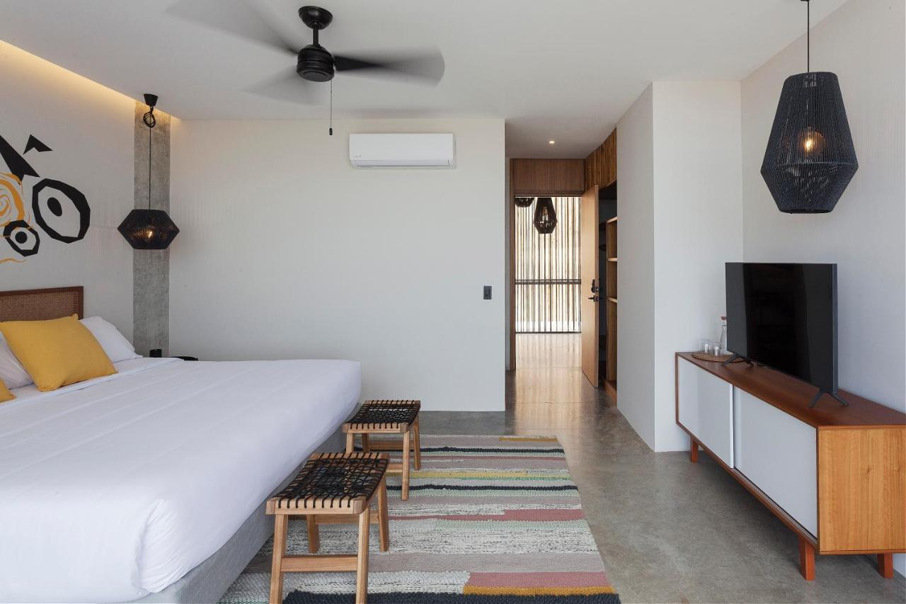 Eolia Sustainable Design Hotel Manta Exterior photo
