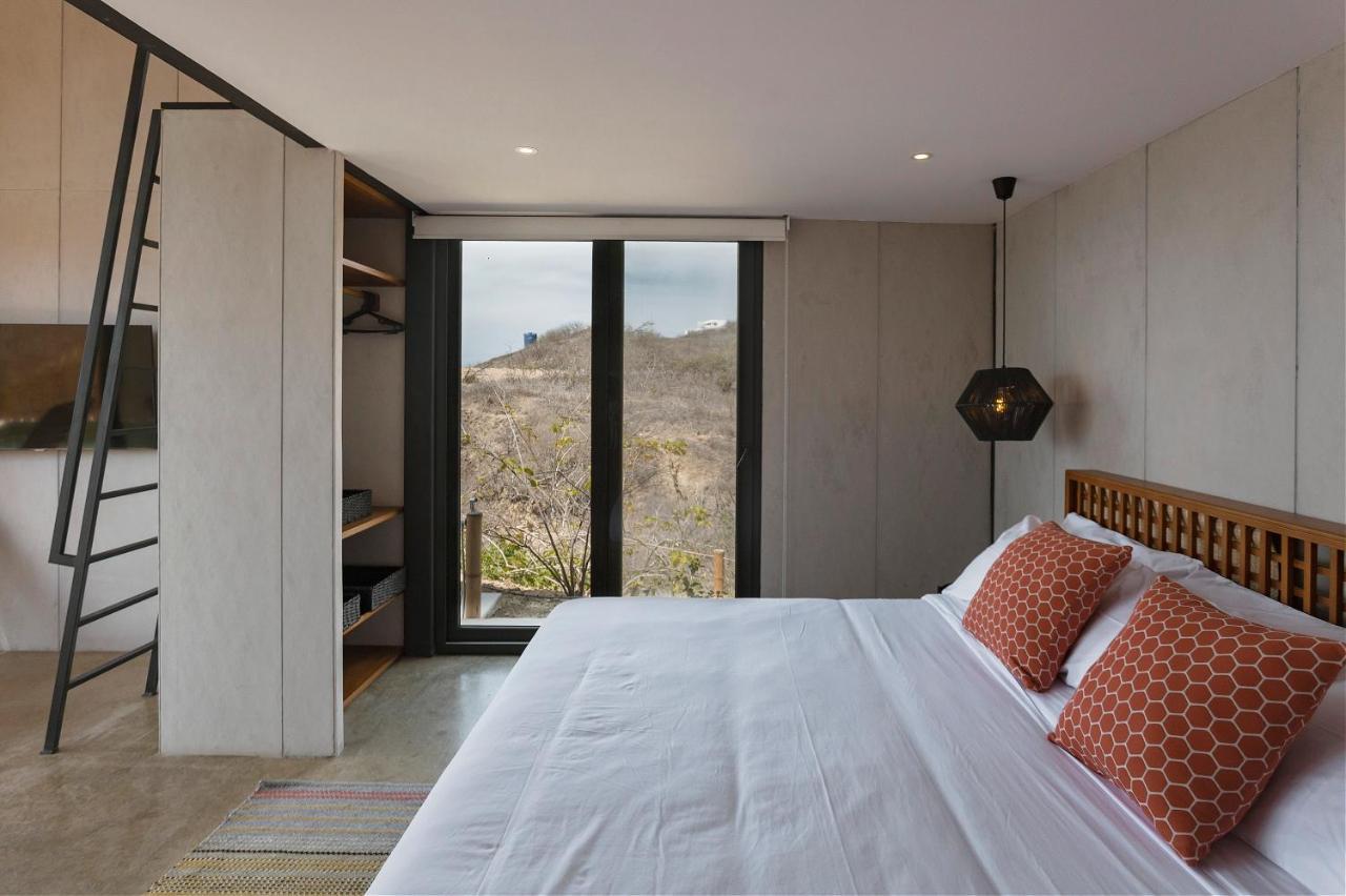 Eolia Sustainable Design Hotel Manta Exterior photo